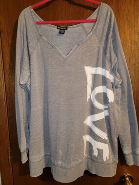 Miss Chevious 3x Gray Love Distressed Y2K Vneck Pullover Sweatshirt 22 24